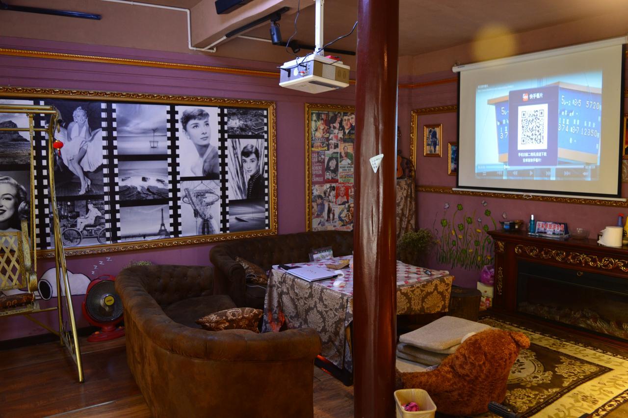 Dengba International Hostel Fenghuang Branch Extérieur photo